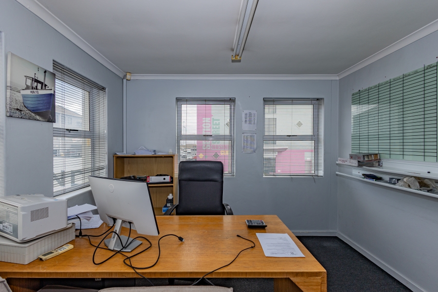 Commercial Property for Sale in Paarden Eiland Western Cape